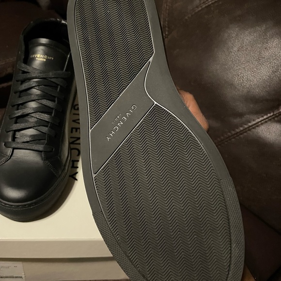 Rare Givenchy urban knot high (Authentic) - Picture 5 of 7